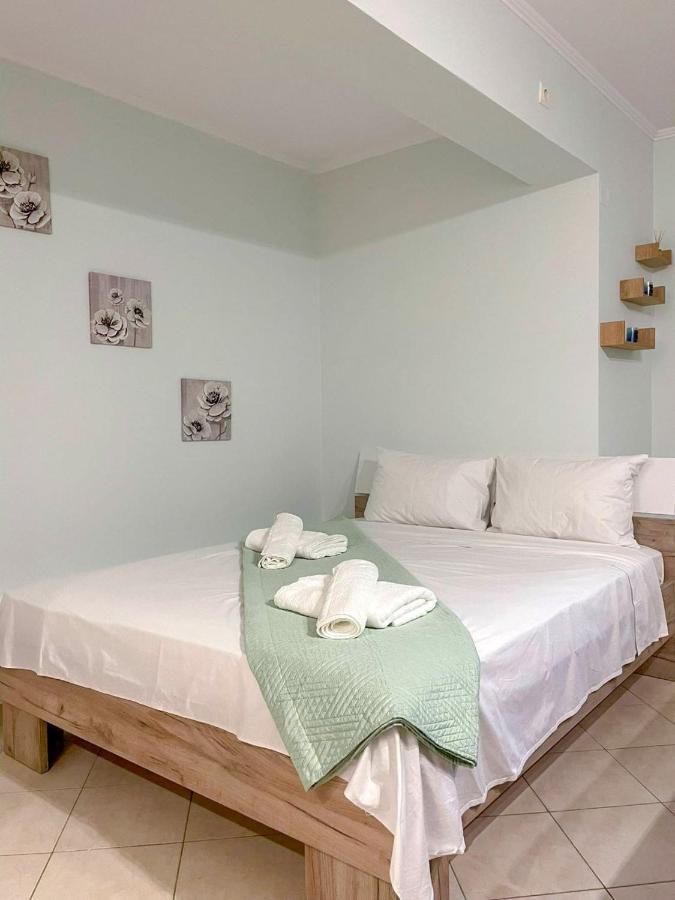 Eleni Studio Apartment เปรเวซา ภายนอก รูปภาพ