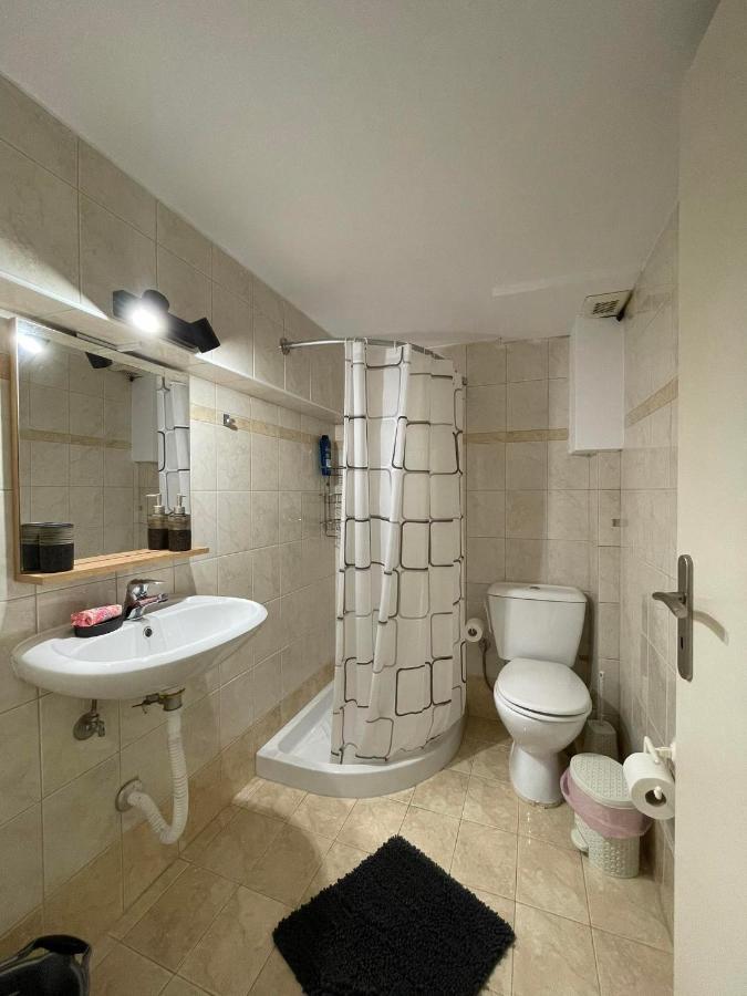 Eleni Studio Apartment เปรเวซา ภายนอก รูปภาพ